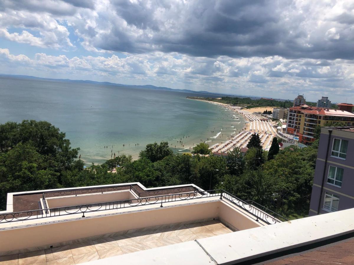 Valencia Gardens Luxury Apartments 네세부르 외부 사진